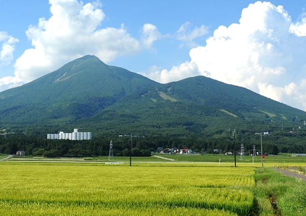 磐梯山