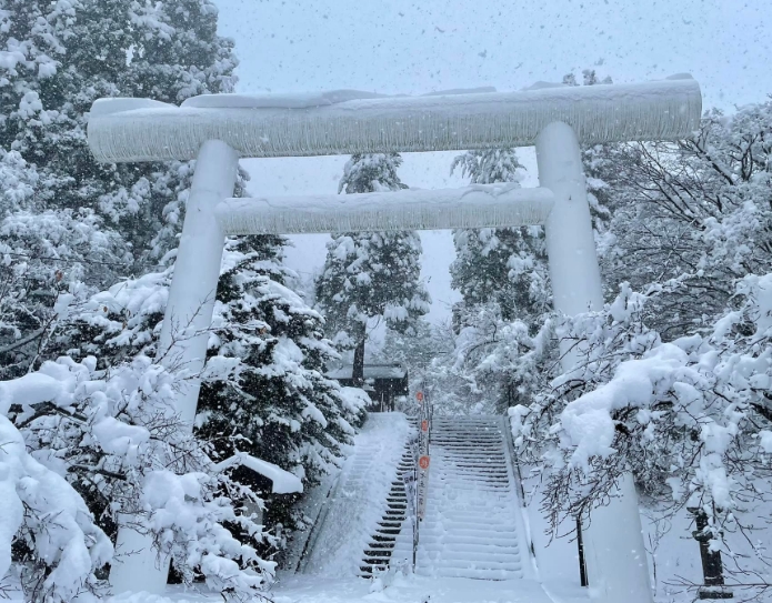 土津神社