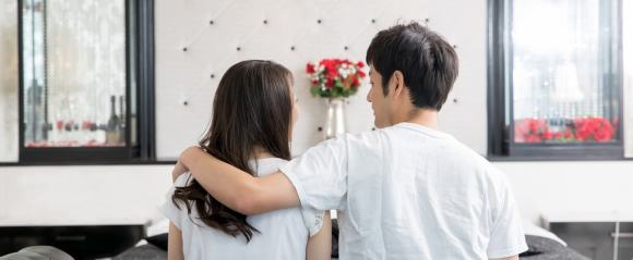 愛情表現する恋人のイメージ