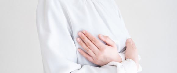 体のラインがわかりにくい服装