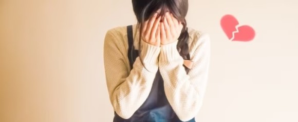 失恋中の女性