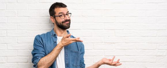 女性を自宅に誘う