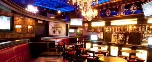 British Cafe&Pub OXOの内装