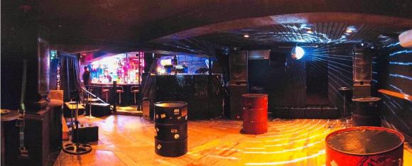 CLUB MOVE