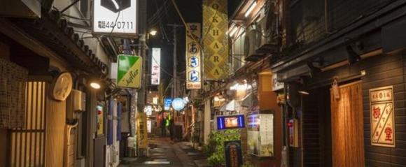 長横町れんさ街
