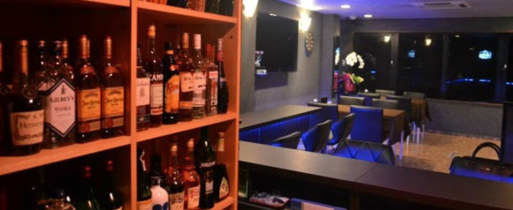 Singles Bar LUCIE