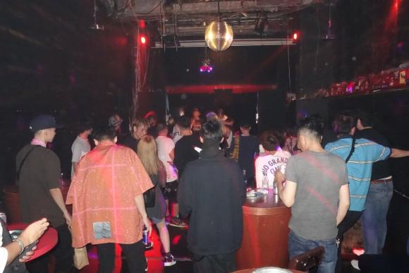 CLUB BIBROS｜愛媛の数少ないチャラ箱