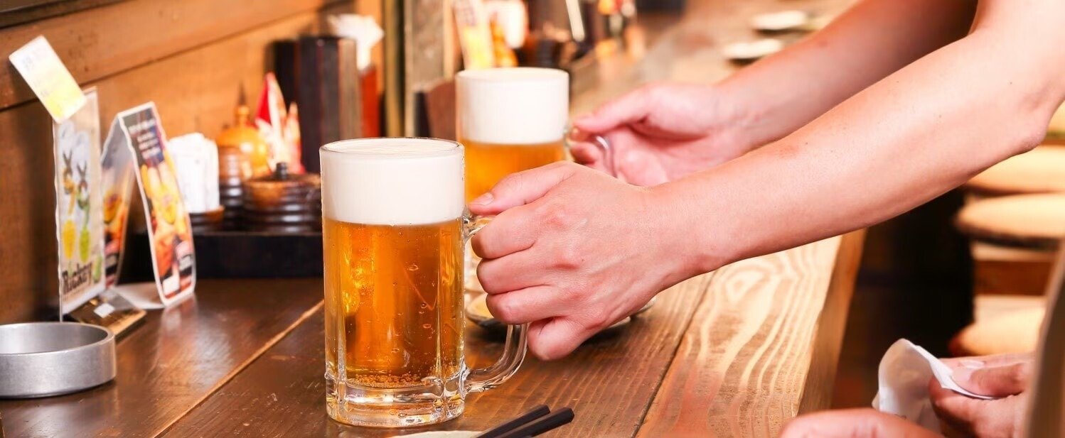 食事やお酒好きなことをアピールしている