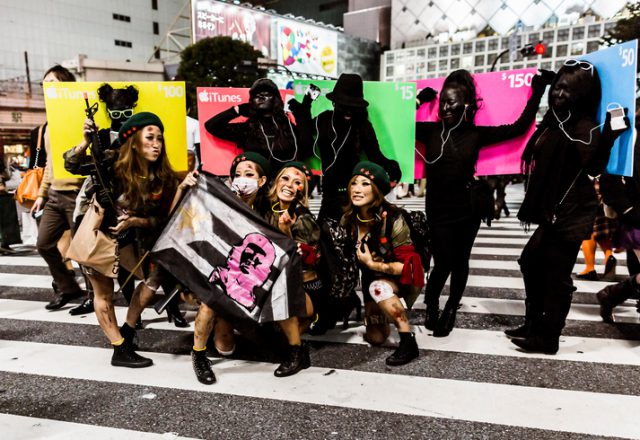 ハロウィン 出会い 街