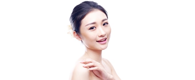 ナチュラルメイクの台湾人女性